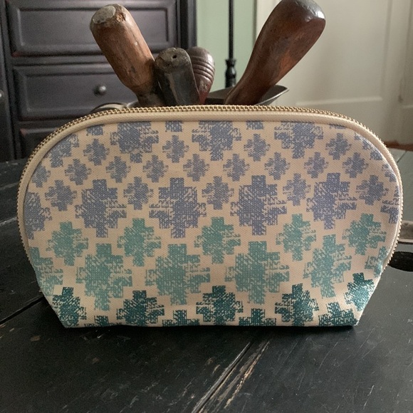 NWOT FEED 10 for Clarins Cosmetic Pouch - Picture 3 of 12